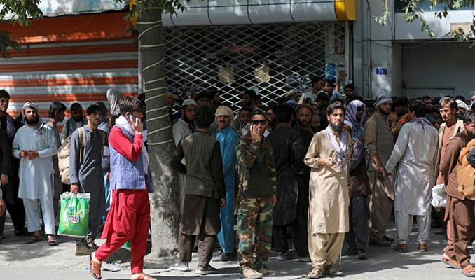 Western Union Afganistan’a para transferine yeniden başladı