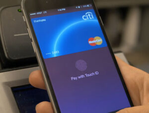 MasterCard müşterilerine Apple Pay kolaylığı