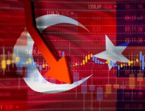 Ünlü ekonomistten uyarı: Türkiye uçurumun kıyısında