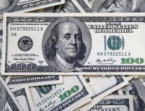 Dolar kırılgan hale geldi