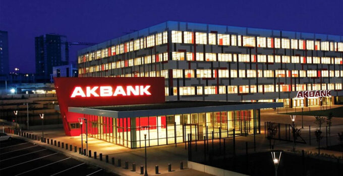 Akbank’tan ilk çeyrekte 13,2 milyar konsolide net kar