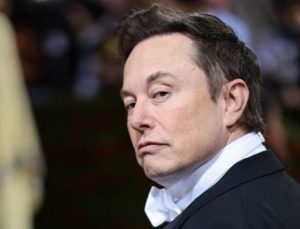 Musk yine para toplayacak