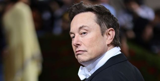 Musk’tan Zuckerberg’e gönderme