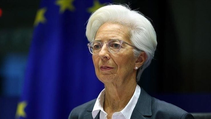 ‘ECB sıkı para politikasına devam edebilir’