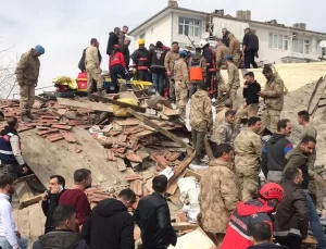 Malatya’da deprem: Can kaybı var!