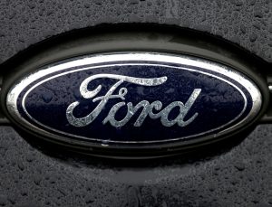 Ford, elektrikli pick-up’ı F-150 Lightning’in üretimini azaltıyor