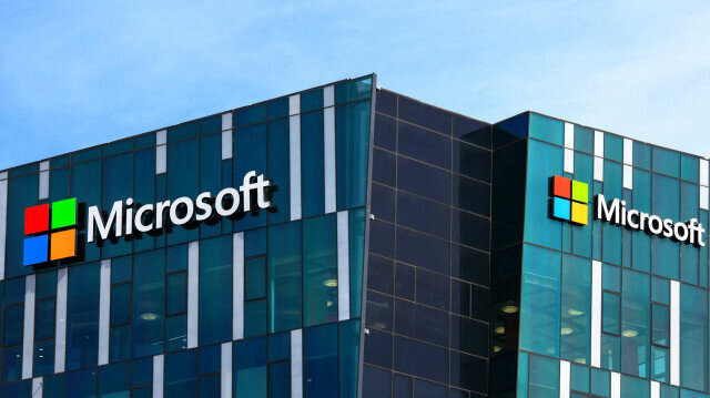 Microsoft, G42’ye 1,5 milyar dolar yatırım yapacak
