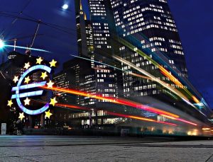 Euro Bölgesi’nde kredi talebi düşmeye devam etti
