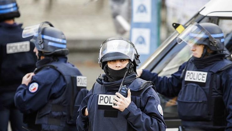 Fransa’da 5 bankaya polis baskını!