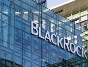 BlackRock hisseler için tavsiye düşürdü