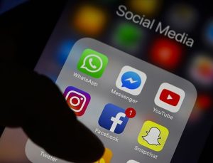 Sosyal medya şirketlerine yönelik düzenleme yürürlüğe girdi