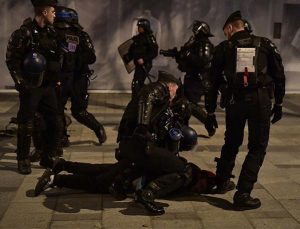Fransız polisi telefondan gizlice görüntü alabilecek