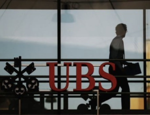 UBS, yüzlerce çalışanını işten çıkarmaya hazırlanıyor