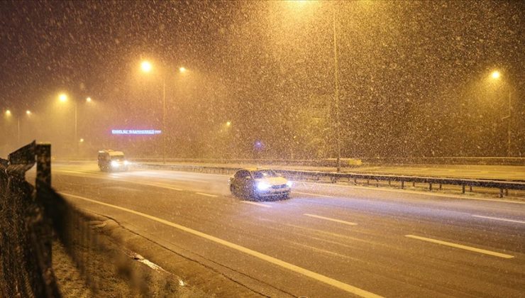 İstanbul’da bazı bölgelerde kar başladı