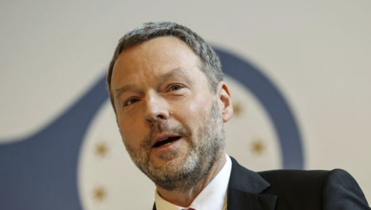 AMB yetkilisinden faiz mesajı