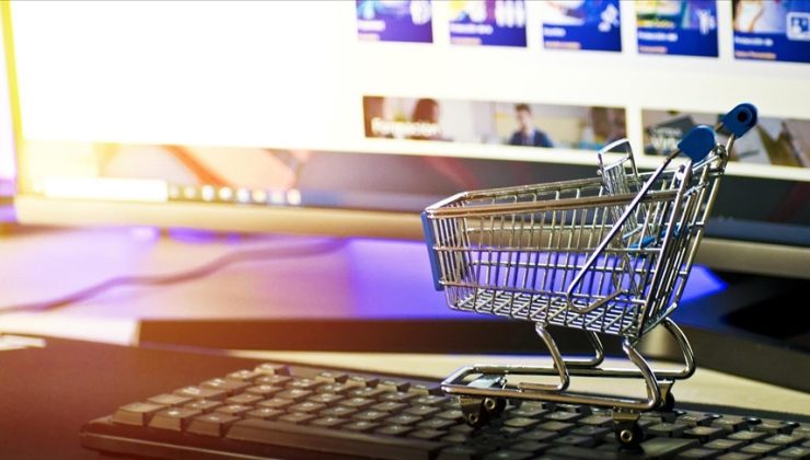 ABD’liler Şükran Günü’nde internetten 5,6 milyar dolar harcadı