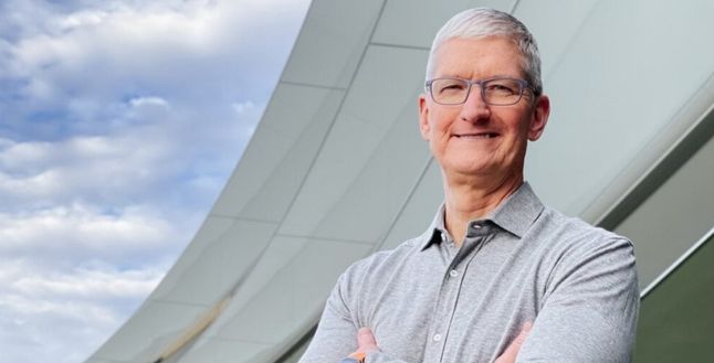 Apple CEO’su Cook: Üretken yapay zekaya önemli ölçüde yatırım yaptık